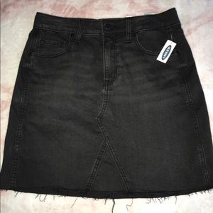 BLACK DENIM SKIRT